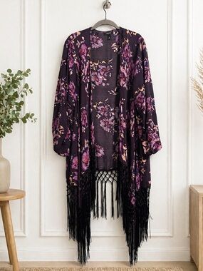 Torrid Size 3 Floral Kimono Open Front Fringe Hem Plus Size Boho Cardigan